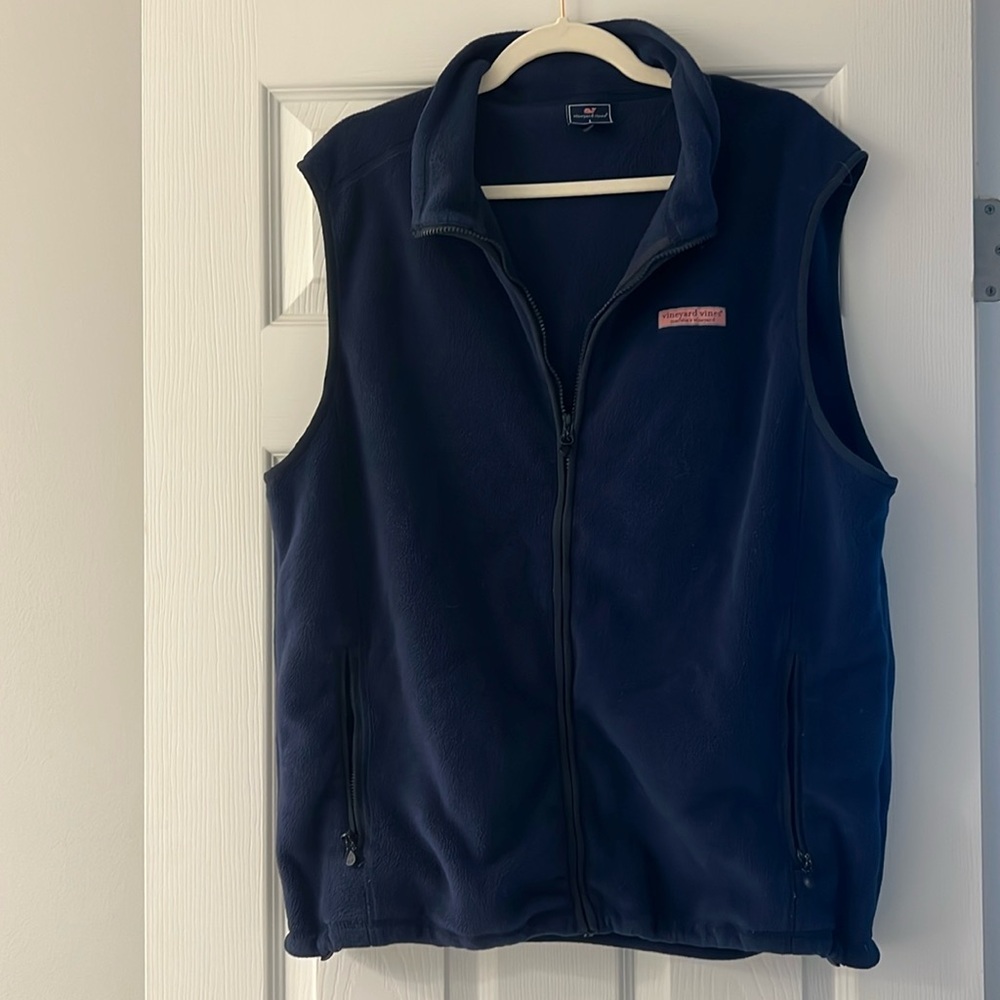 vineyard vines fleece vest